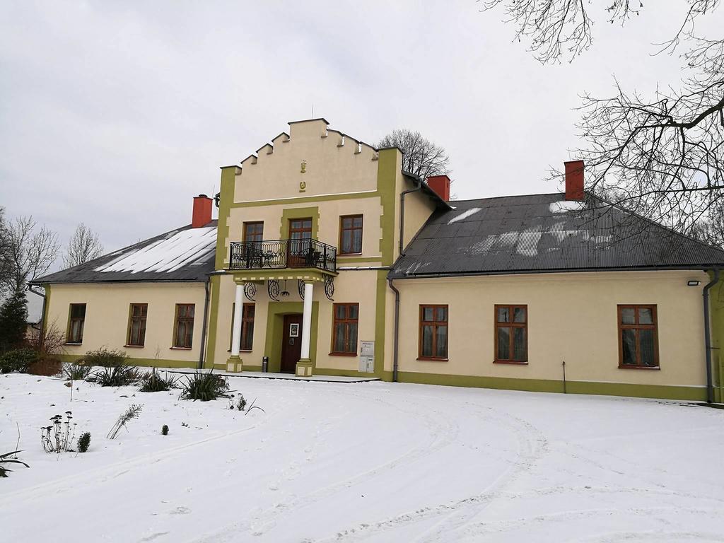 Dworek Młynarza Zator Bagian luar foto