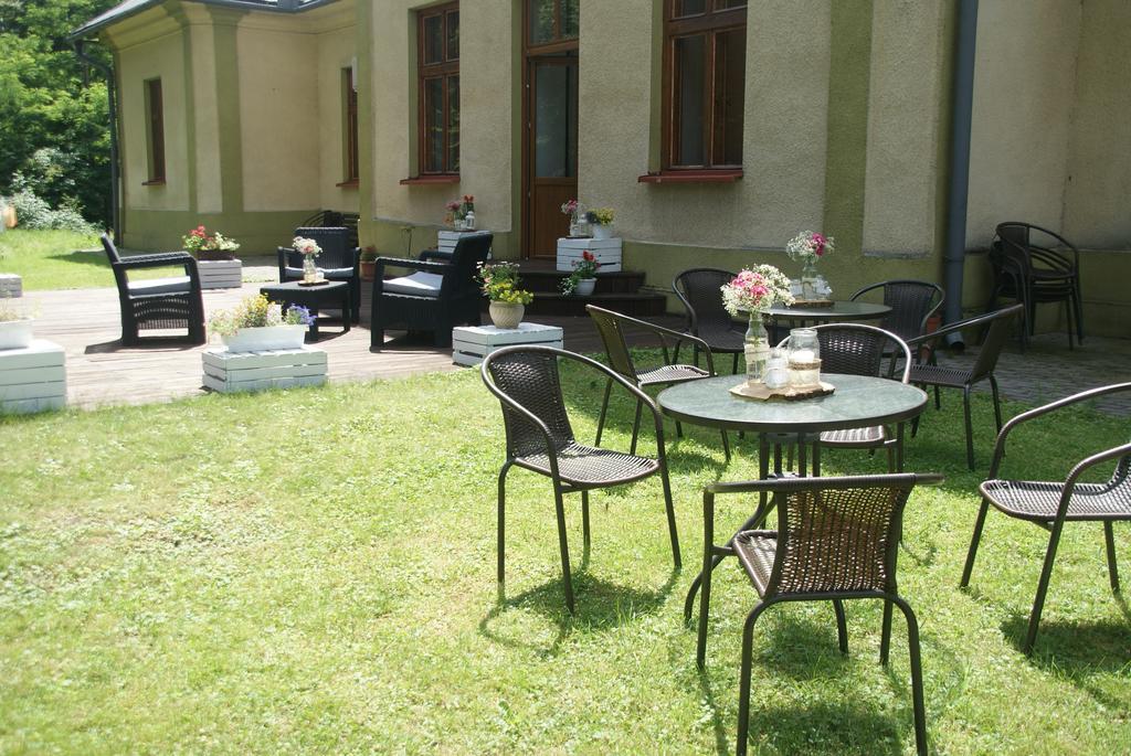 Dworek Młynarza Zator Bagian luar foto